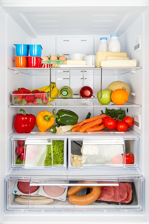 fridge-with-food