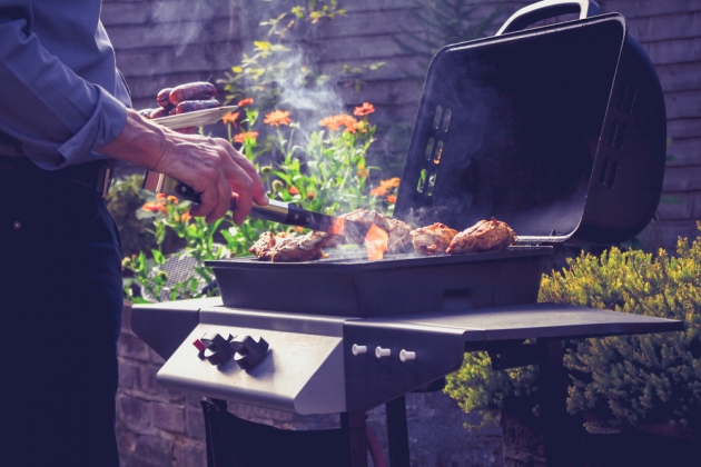 11 Quick BBQ Cleaning Hacks